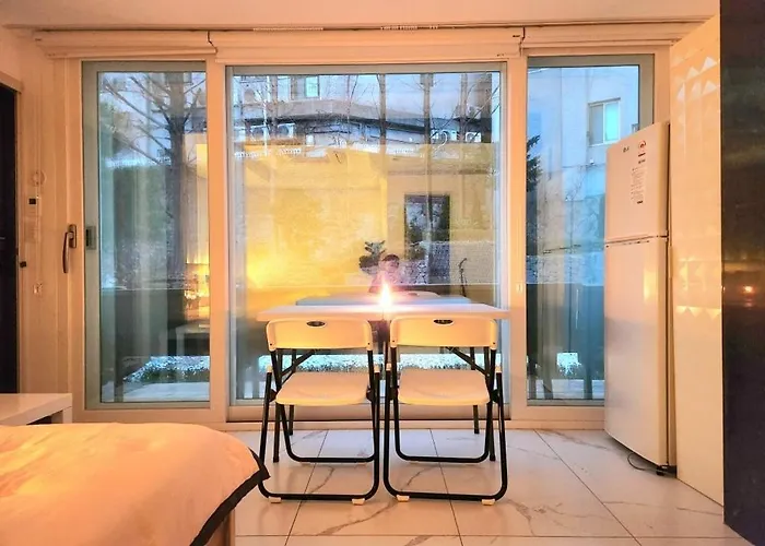 Gyeongbokgung Seochon Dalbit Guest house Seoul