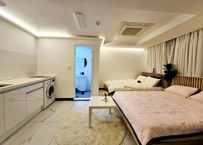 Guest house Gyeongbokgung Seochon Dalbit 3*