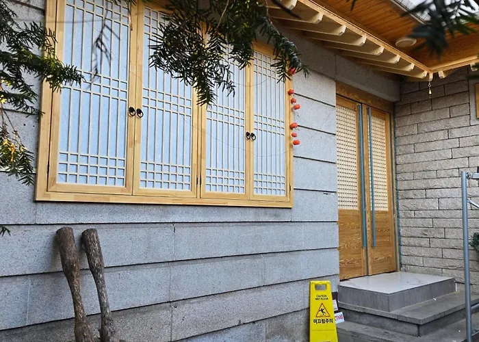 Guest house Gyeongbokgung Seochon Dalbit